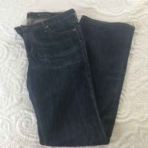 woman’s jeans